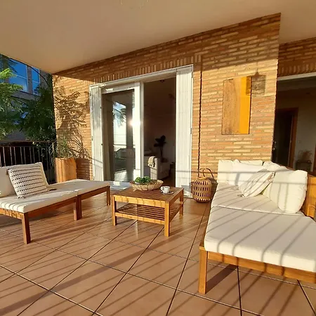 Casa En Valencia, Cerca De Golf, Playas, Moto Gp Valenza