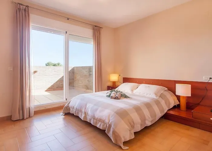 Semesterbostad Casa En Valencia, Piscina, Cerca De Golf, Playas, Moto Gp Valencia